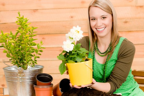 Final complaint resolution for outdoor maintenance work